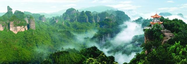 連州地下河、湟川三峽、萬山朝王美食兩天團(tuán)