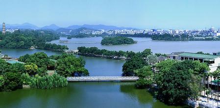 惠州西湖、紅花湖單車、奧地利小鎮(zhèn)、住樂逸溫泉、羅浮山兩日游